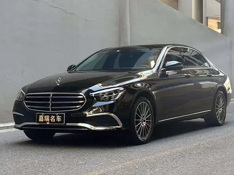 Mercedes-Benz E-Class 2023