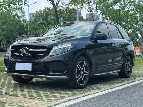 Mercedes-Benz GLE 2016 — фото 1