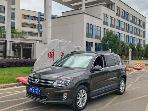 Volkswagen Tiguan 2016 — фото 1