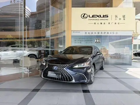 Lexus ES 2021 — фото 1
