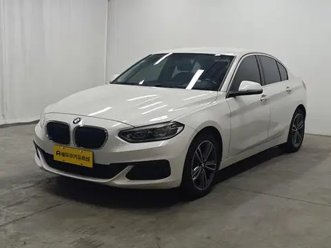 BMW 1 Series 2020 — фото 1