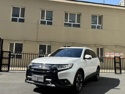 Mitsubishi 欧蓝德 2019