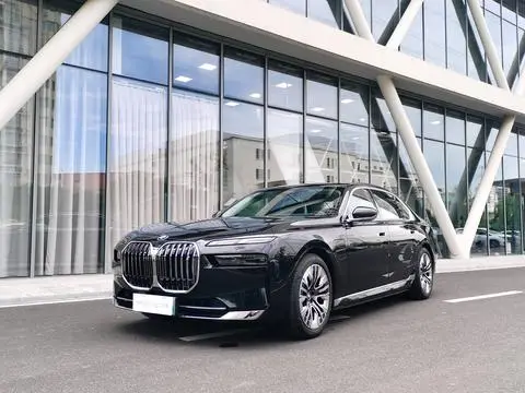 BMW i7 2023