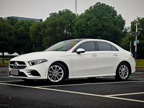 Mercedes-Benz A-Class 2021 — фото 1