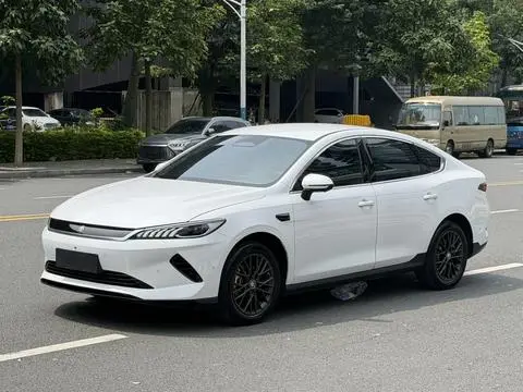 BYD 秦PLUS EV 2025
