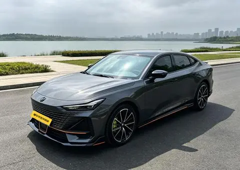Changan UNI-V 2022