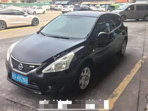 Nissan 骐达TIIDA 2011