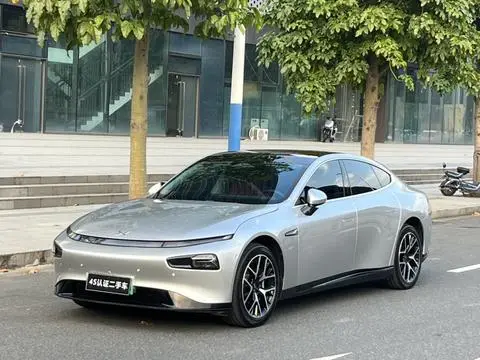 XPeng 小鹏P7 2023