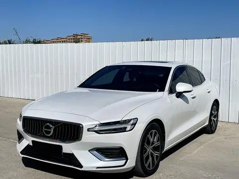 Volvo S60 2024