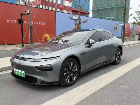 XPeng 小鹏P7 2021