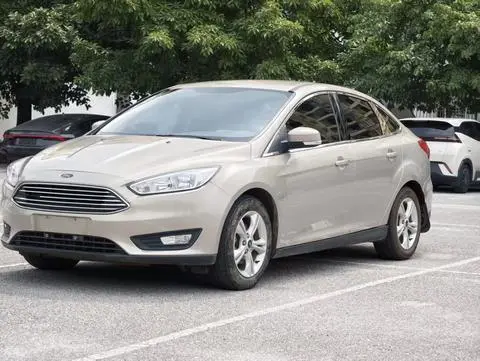 Ford Focus 2018 — фото 1