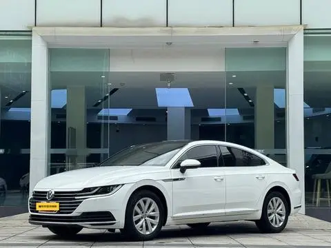 Volkswagen CC 2019 — фото 1