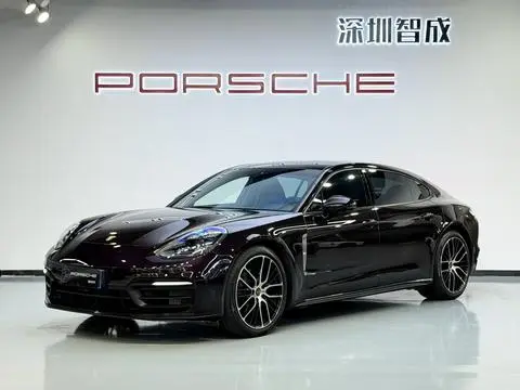 Porsche Panamera 2021