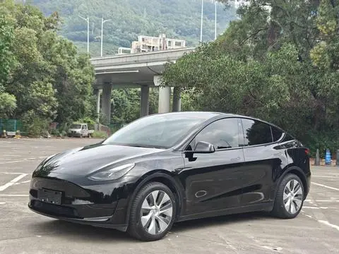 Tesla Model Y 2022 — фото 1