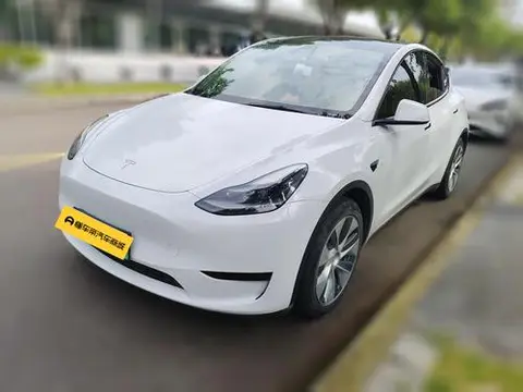 Tesla Model Y 2022 — фото 1