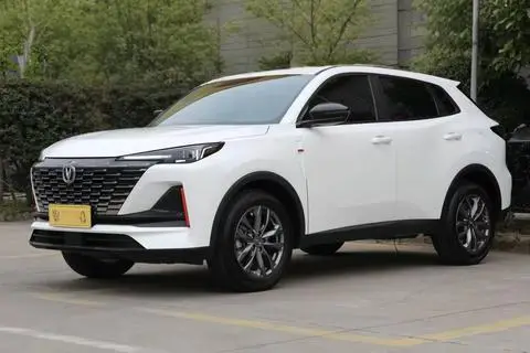 Changan CS55 PLUS 2023 — фото 1