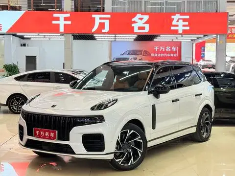Lynk & Co 09 EM-P 2021
