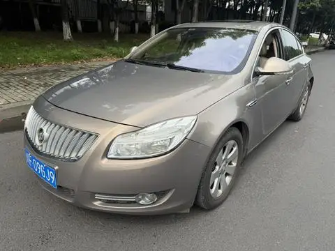 Buick Regal 2010 — фото 1