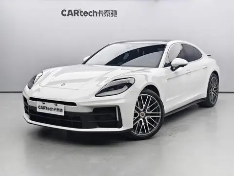 Porsche Panamera 2024