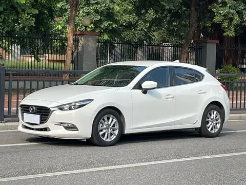 Mazda 3 昂克赛拉 2017 — фото 1