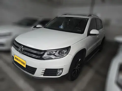 Volkswagen Tiguan 2016 — фото 1