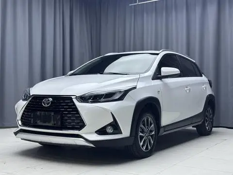 Toyota Yaris L Zhixuan 2022 — фото 1