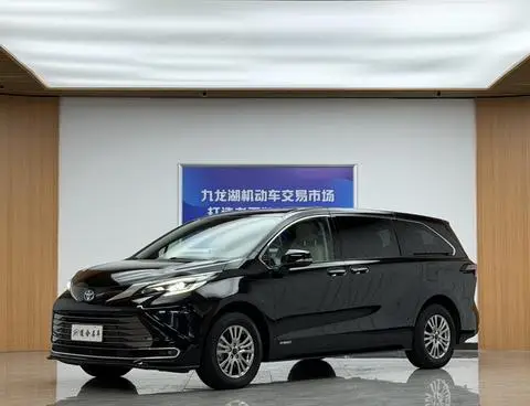 Toyota 赛那 2021
