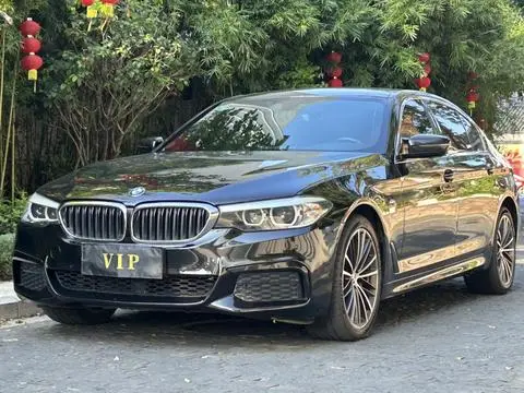 BMW 5 Series 2019 — фото 1