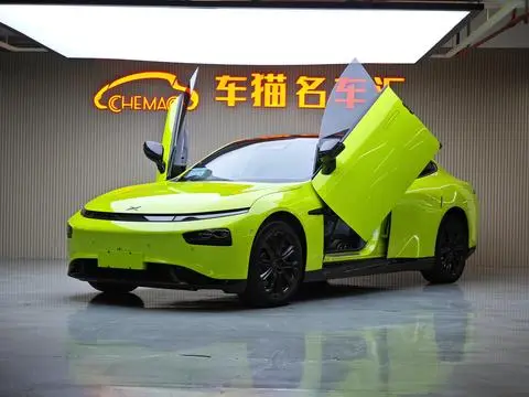 XPeng 小鹏P7 2021