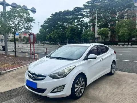 Hyundai Elantra Langdong 2015 — фото 1