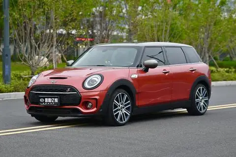 MINI CLUBMAN 2021