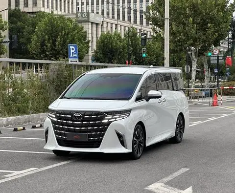 Toyota 埃尔法 2023