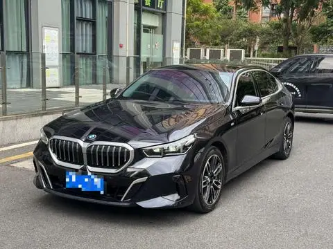 BMW 5 Series 2024