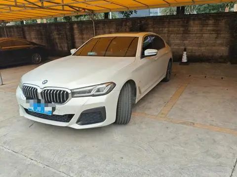 BMW 5 Series 2021 — фото 1