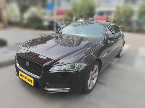 Jaguar XFL 2020