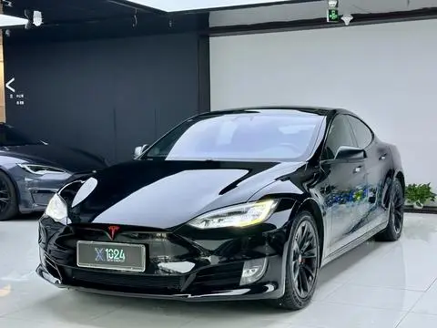 Tesla Model S 2017