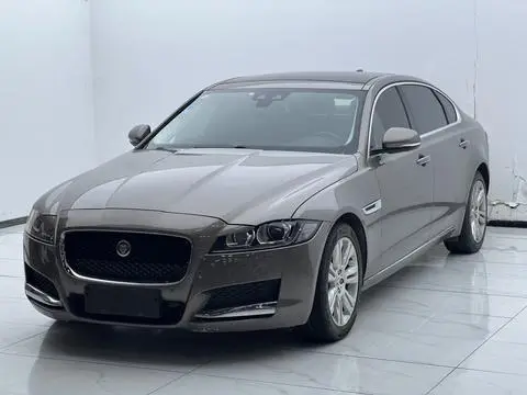 Jaguar XFL 2017