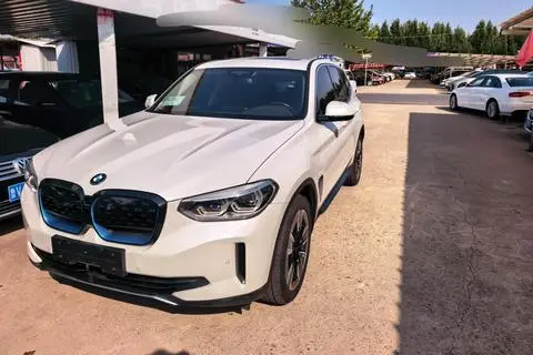 BMW iX3 2021