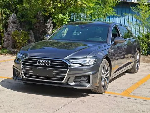 Audi A6L 2019 — фото 1