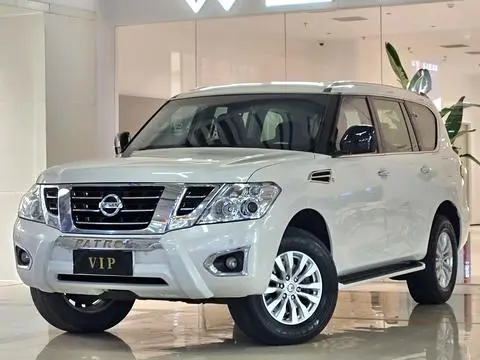 Nissan 途乐 2018 — фото 1