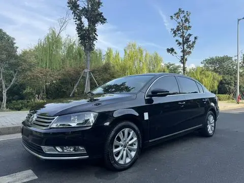Volkswagen Magotan 2012