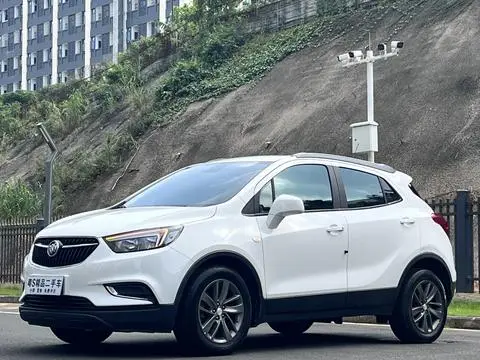 Buick Encore 2018 — фото 1
