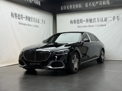 Mercedes-Benz 迈巴赫S-Class 2025