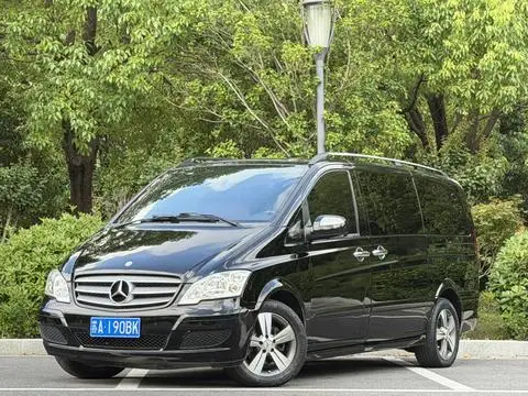 Mercedes-Benz 唯雅诺 2015