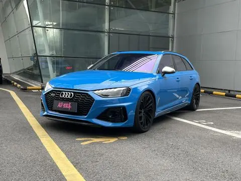 Audi RS 4 2021