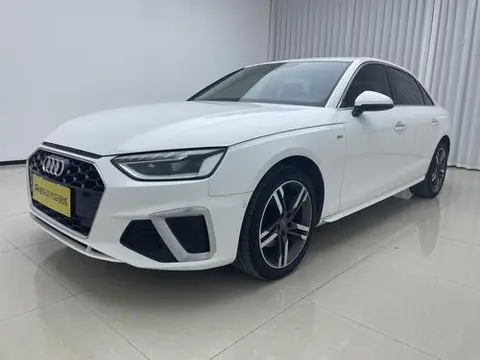 Audi A4L 2020 — фото 1
