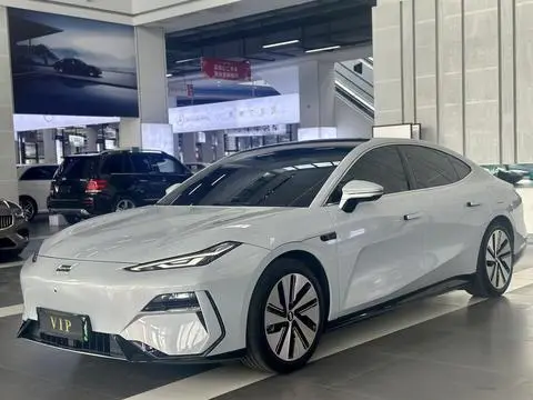 Geely E8 2024