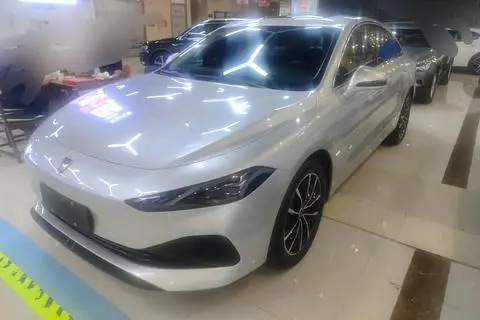 Roewe D7 DMH 2025