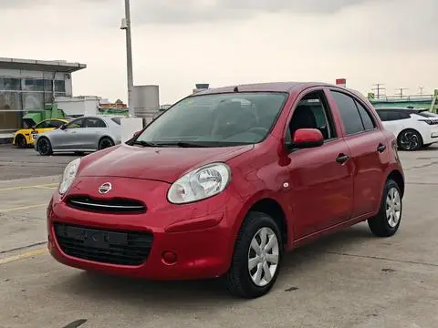 Nissan 玛驰 2015