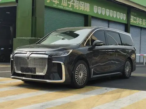 Voyah 梦想家 PHEV 2025